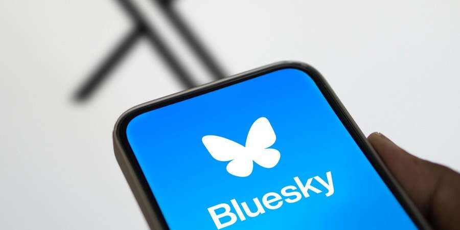 Bluesky наздоганяє X та Threads за кількістю активних користувачів