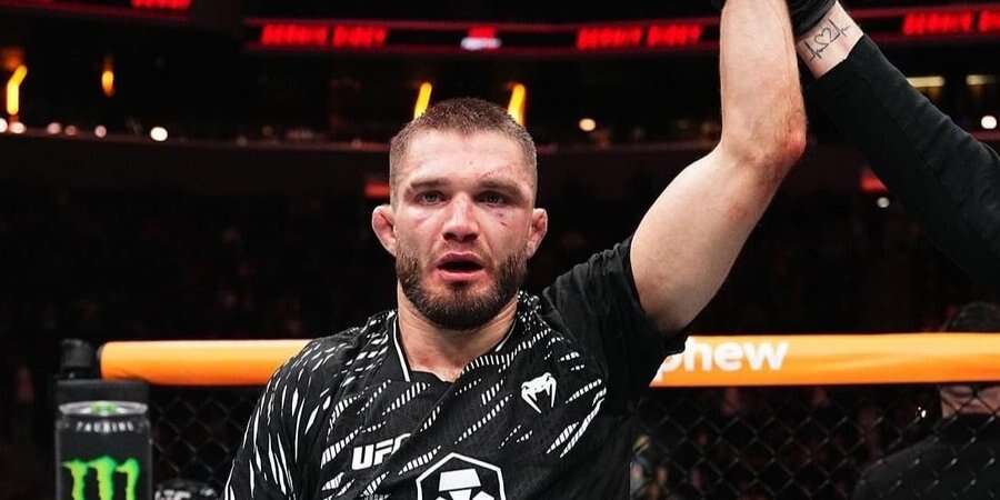 Українець Сідей зазнав розсічення голови перед боєм у UFC — фото