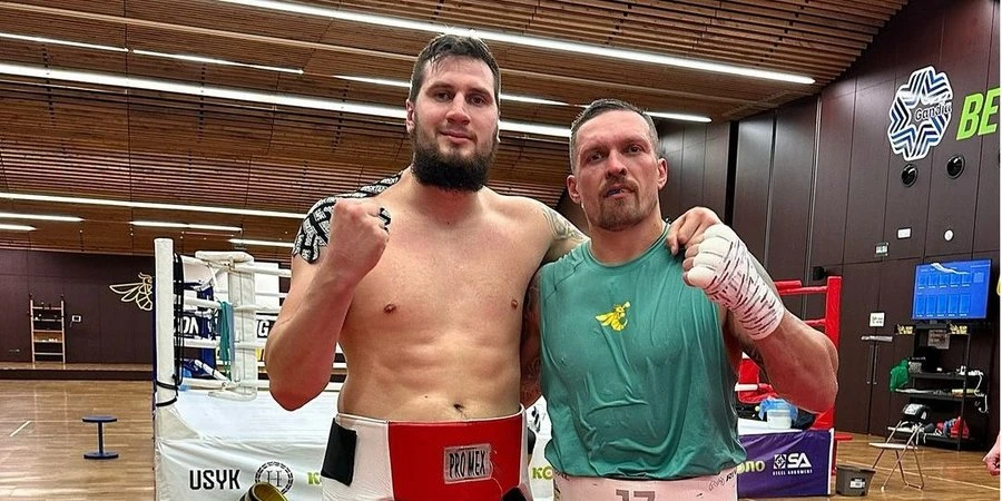 «Він — справжній чемпіон». Спаринг-партнер Усика зробив прогноз на бій українця з Ф’юрі