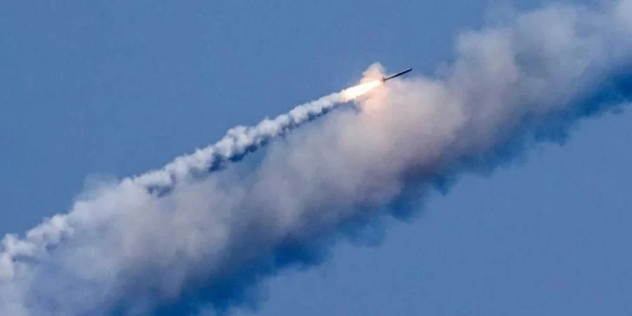 Росіяни вночі атакували Основʼянський район Харкова: пошкоджені будинки, є постраждалі
