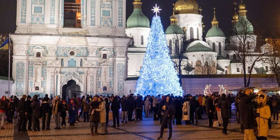 Знання історії, мова контенту, волонтерство. Дослідники з’ясували, які аспекти є найважливішими для української молоді