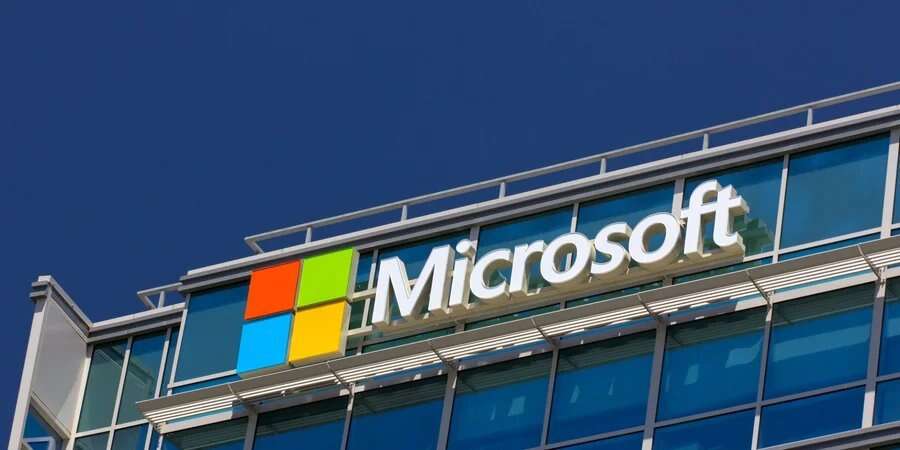 Microsoft стверджує, що Google стоїть за масштабною кампанією проти неї