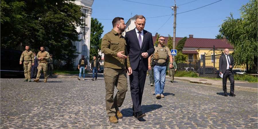 Печерські пагорби: вид з Варшави. NV підготував серію перекладів вибраних сторінок політичного бестселера Польща у війні