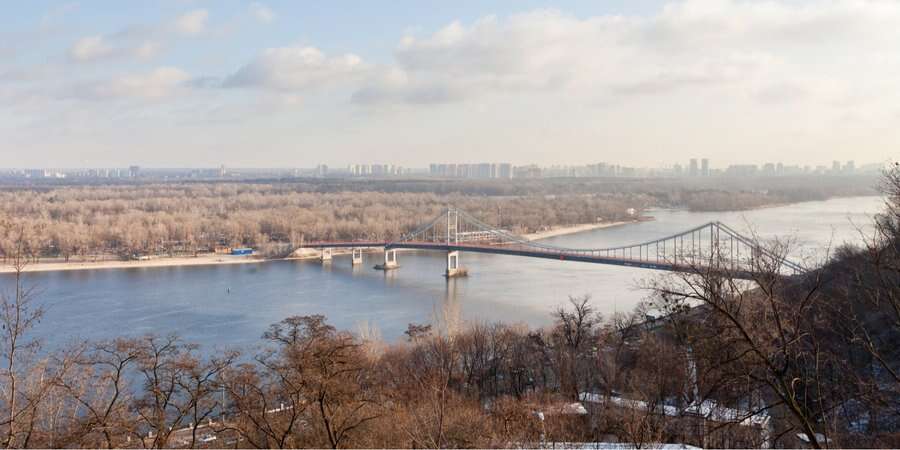 Температура радуватиме. Синоптики повідомили про період теплої погоди в Україні та попередили, де може пройти дощ