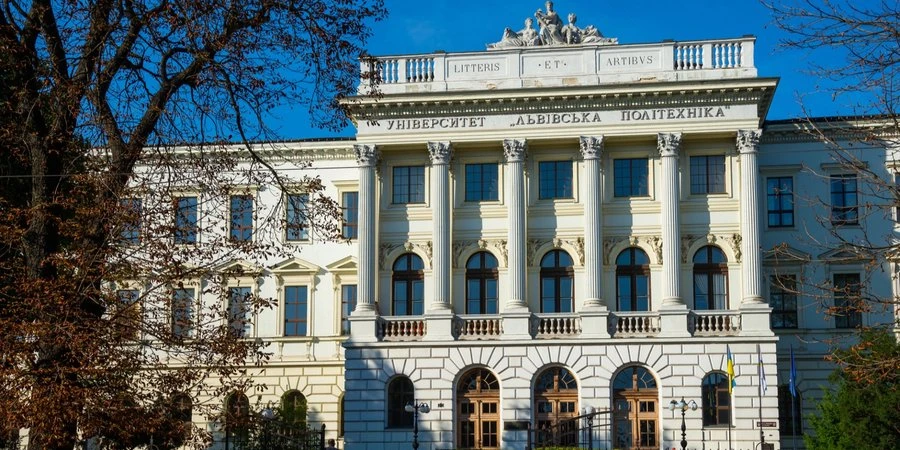 Важливо для абітурієнтів 2025: скільки заяв реально можна подати і як не втратити шанс на бюджет