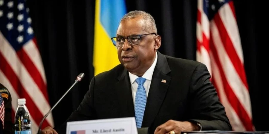 «Ціна імперіалістичних амбіцій Путіна». Міністр оборони США розповів, скільки військовослужбовців втратила Росія з початку великої війни