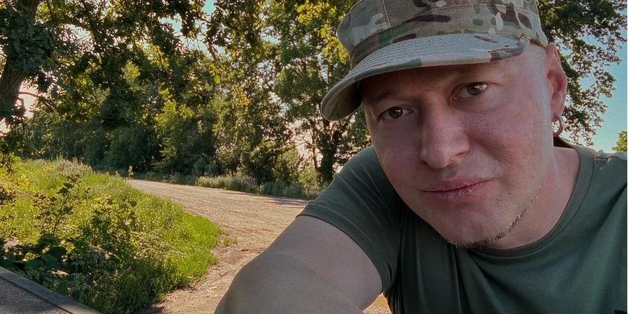 «Хвилюватися немає причин». Андрій Хливнюк поділився жартівливим відео, знятим по дорозі на бойове завдання