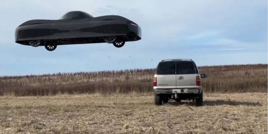 Американська авіакомпанія показала літаючий автомобіль з прогнозованою дальністю польоту в повітрі 110 км — відео