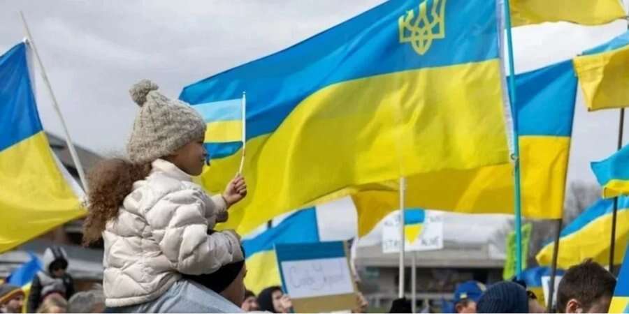 Українці стали гірше ставитися до США, але схвальна оцінка дій Німеччини майже не змінилася — опитування