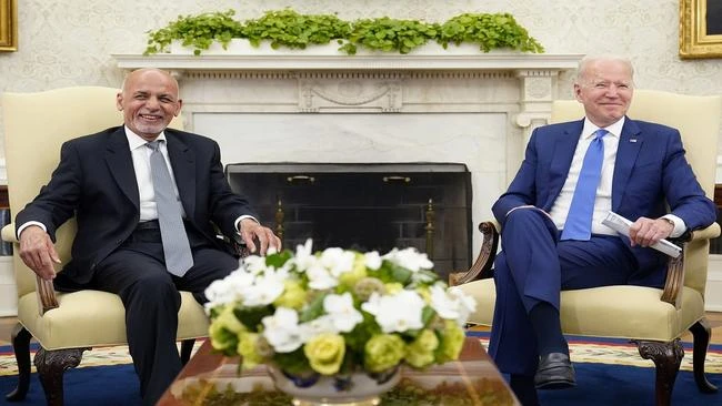 Biden meets with Afghani President amid increased Taliban hostility