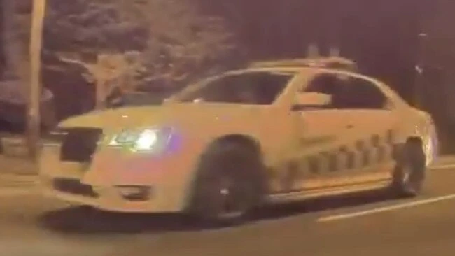 Tesla catches wild police chase in Sydney