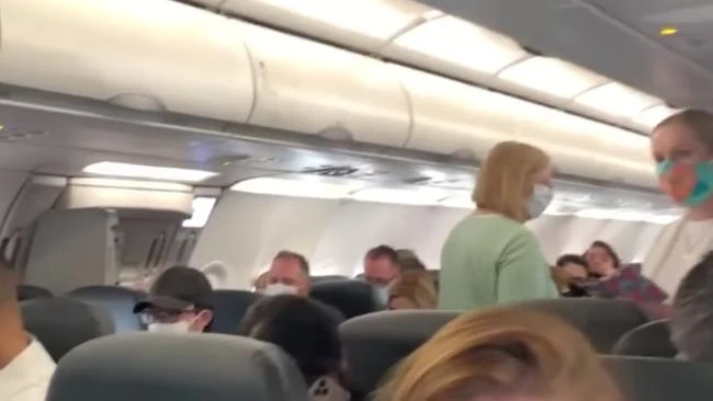 Covid-19 scare on Sydney flight