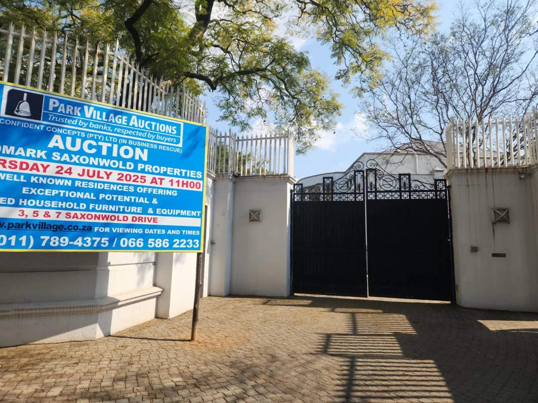 Bargain hunters bid for Gupta properties, but only one multimillion-rand home sells