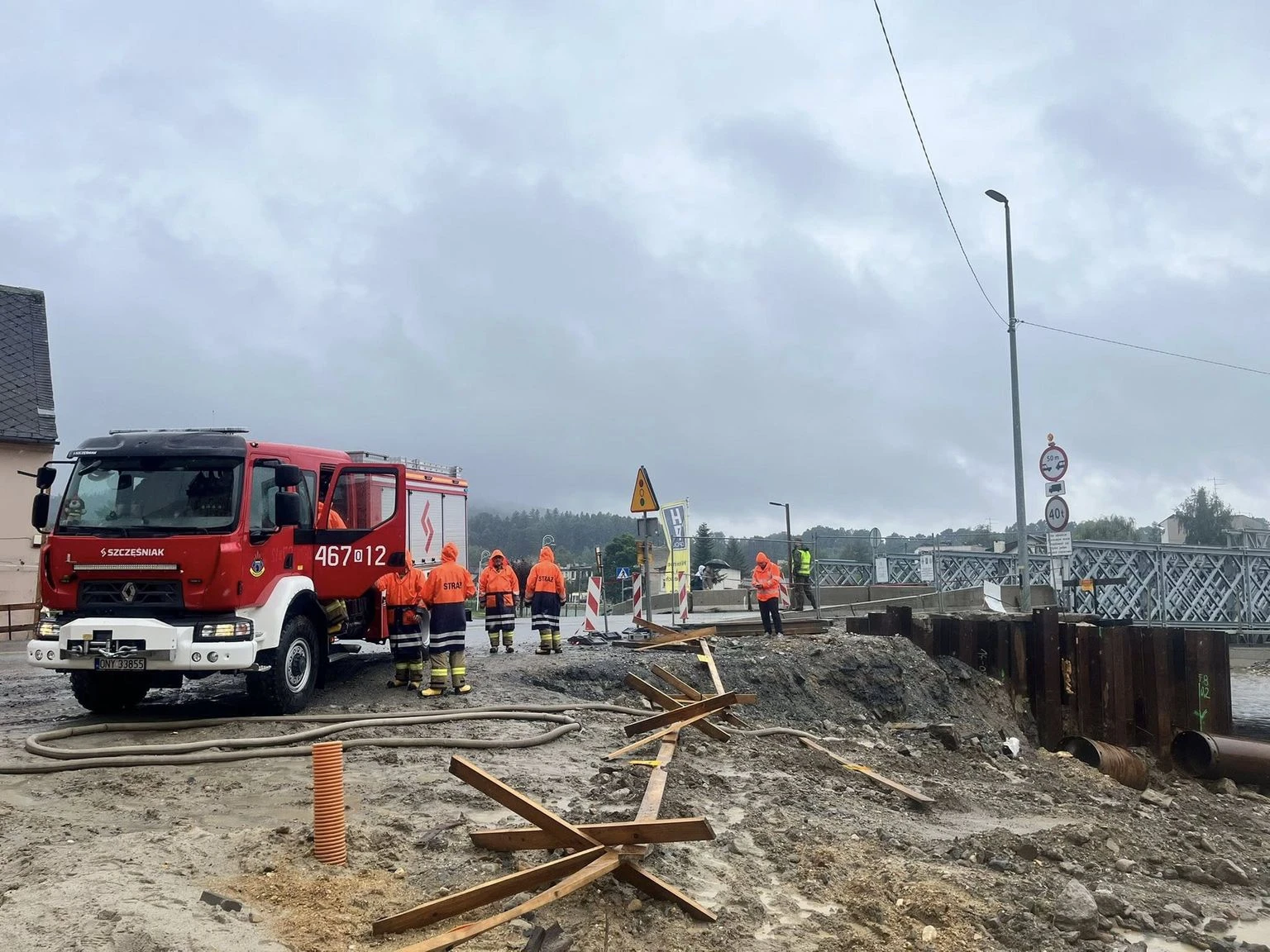 Kiedy Głuchołazy przestaną być zalewane? Ekspert: kluczowe decyzje leżą po stronie Czech