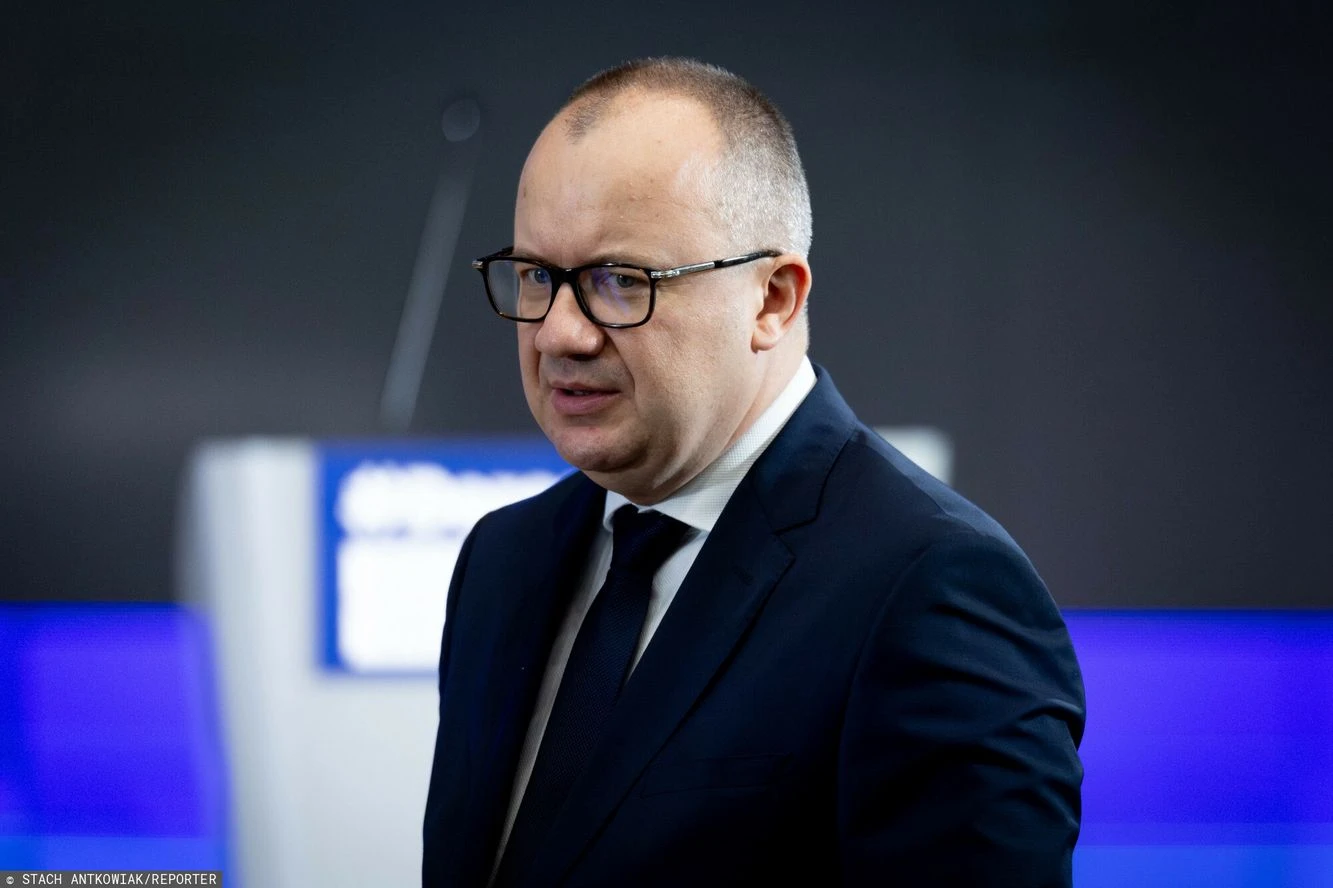 Polityczne trzęsienie ziemi. Ważą się losy resortu sprawiedliwości, w grze dymisja Adama Bodnara