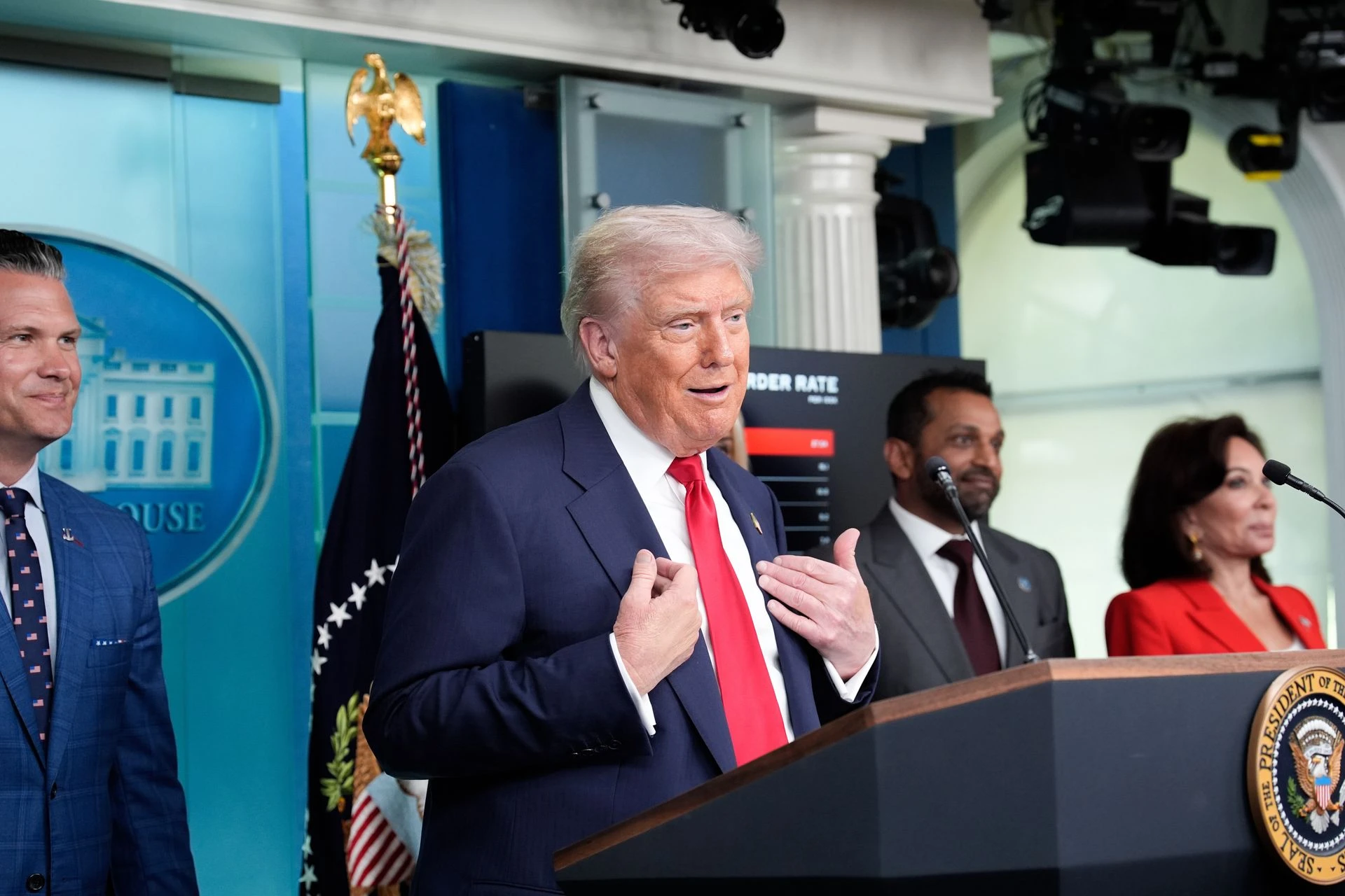 Donald Trump wciąż 