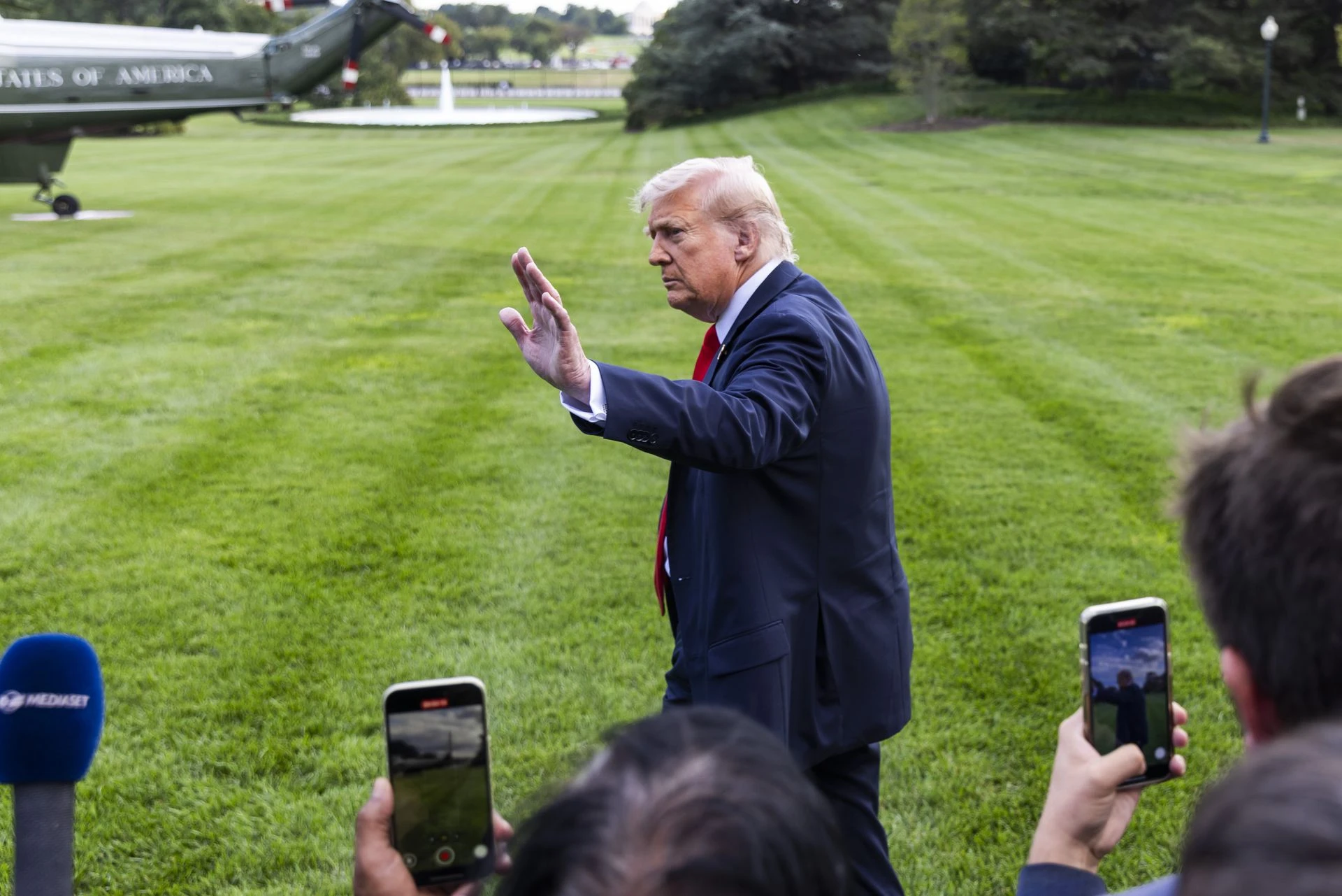 Trump stawia NATO pod ścianą. 