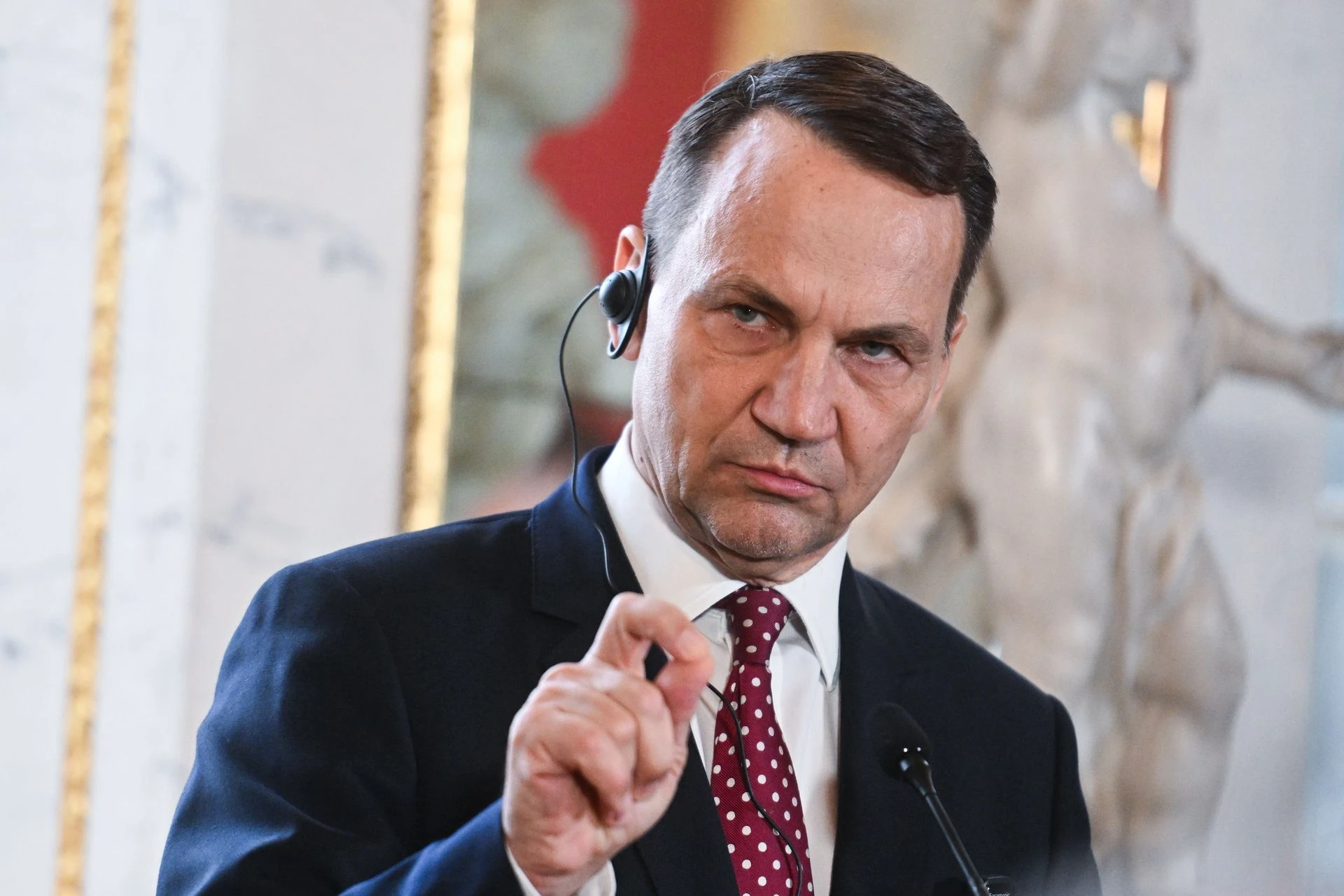 Wytyczne rządu dla prezydenta. MSZ wskazuje, o czym Nawrocki ma rozmawiać z Trumpem