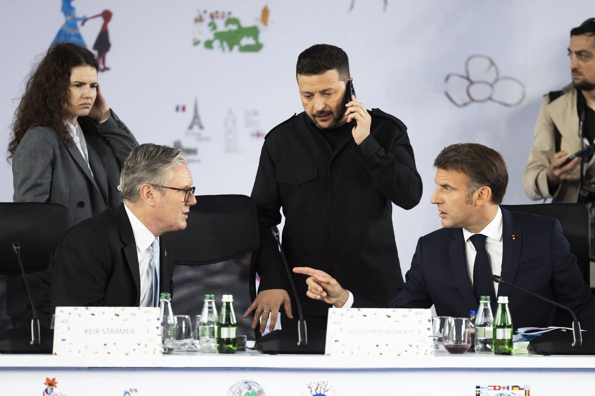 Dyplomatyczna ofensywa Macrona. Kluczowy dzień dla pokoju