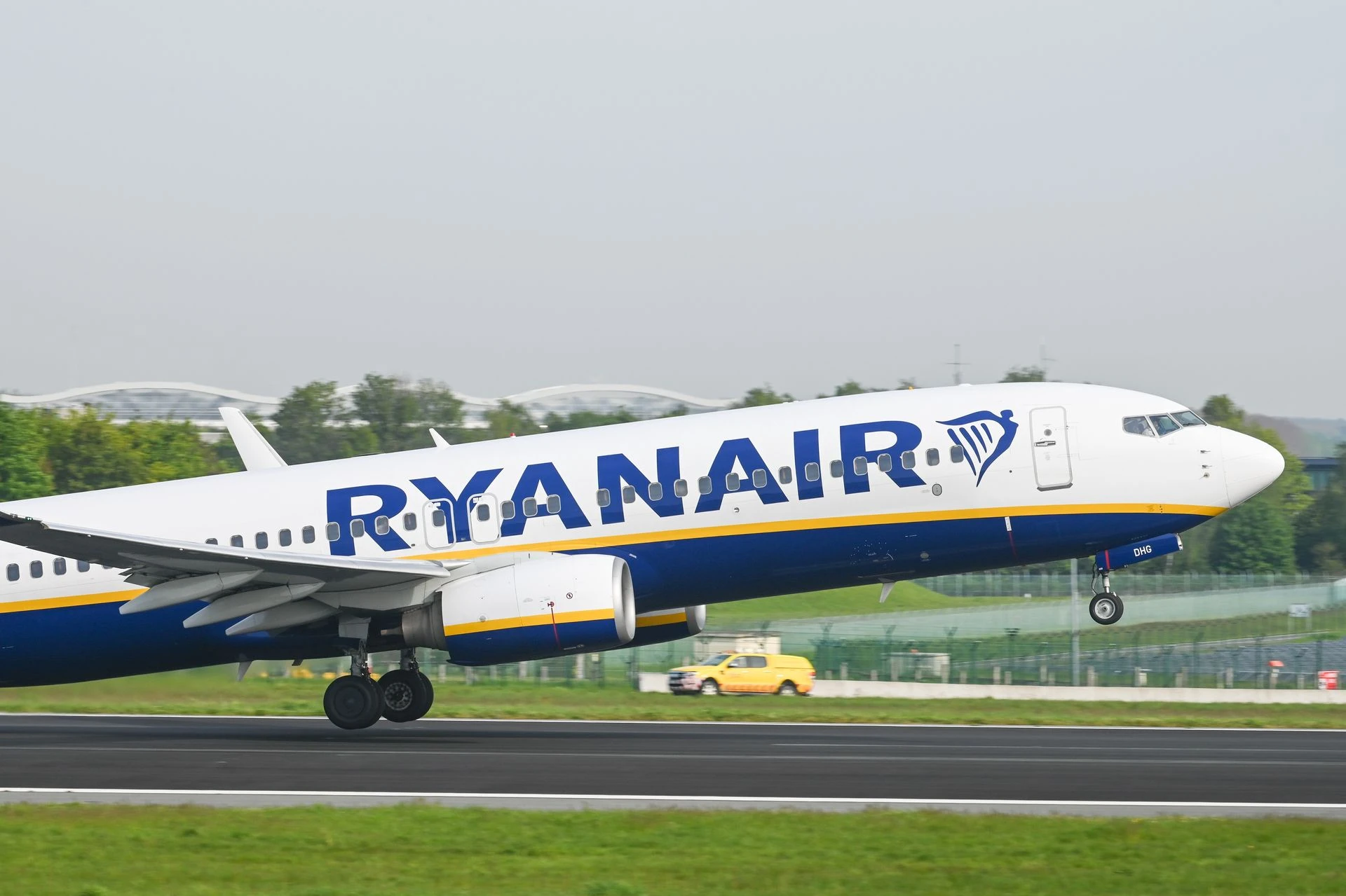 Wynagrodzenie pilotów Ryanaira. Ile zarabiali w 2023 r.?