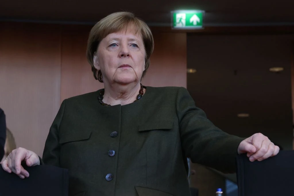 Niemiecka prasa krytykuje Merkel. 
