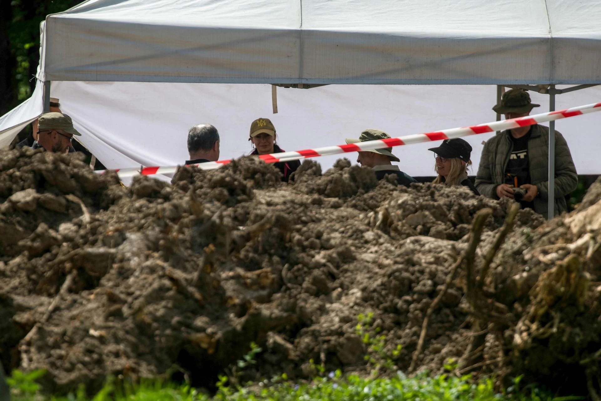 Będą kolejne ekshumacje w Puźnikach. Władze Tarnopola wydały decyzję