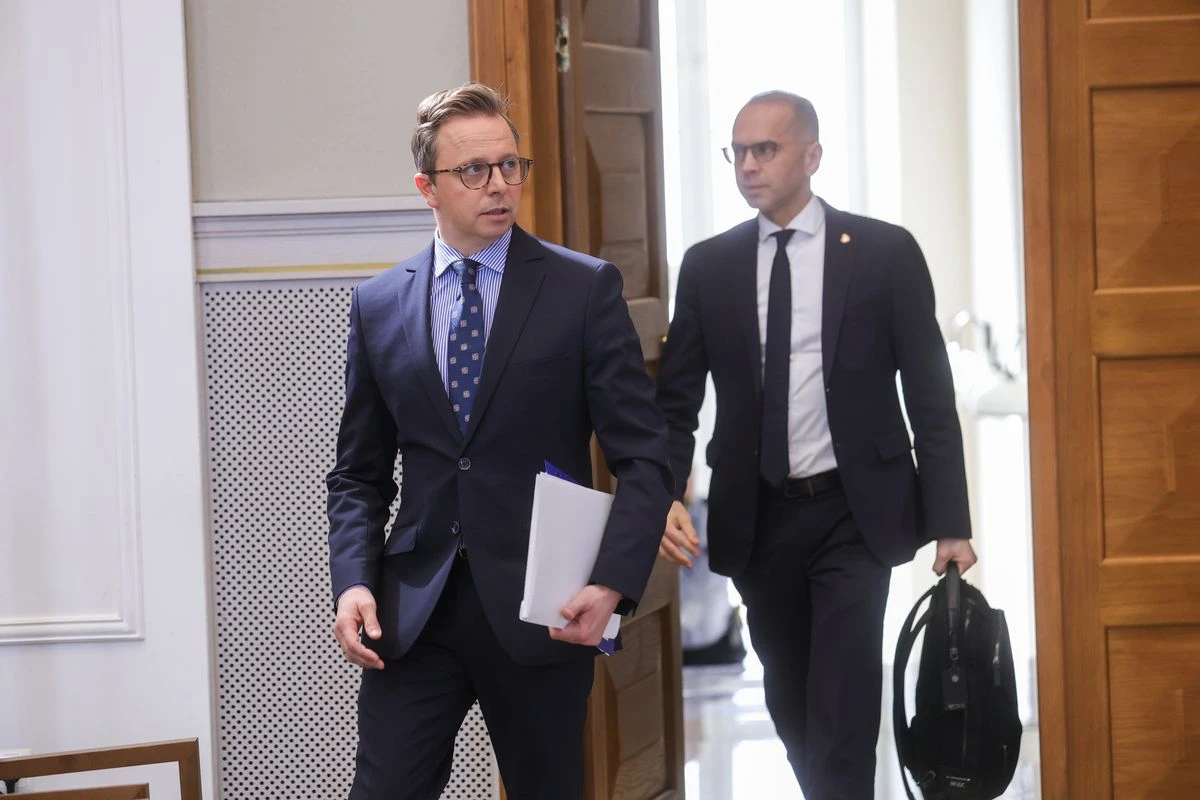 Joński i Szczerba już nie kierują komisjami śledczymi. Nowi członkowie na kilkanaście dni