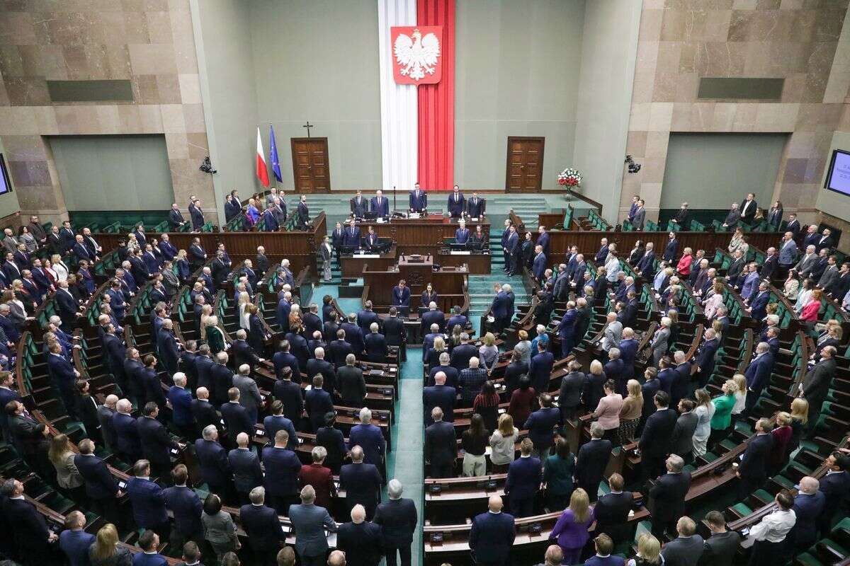 Prezydent podpisze ustawę incydentalną? Śliz ostrzega przez chaosem