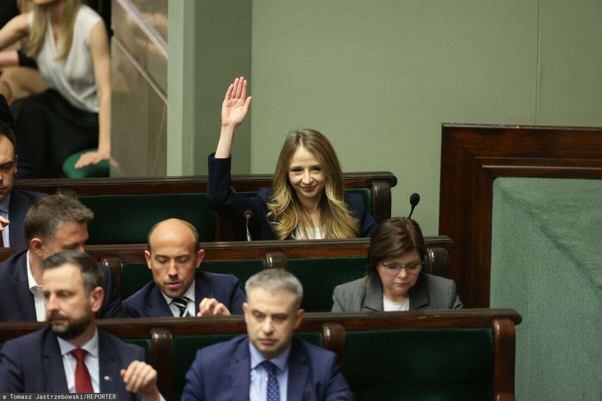 Flagowy projekt prorodzinny przepadnie? Ministra mówi jasno