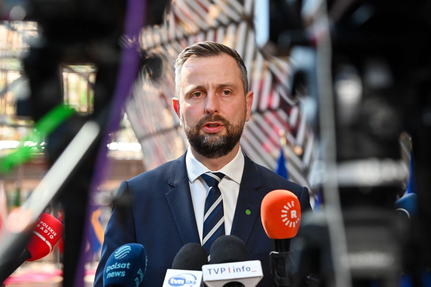 Polska wycofa się z konwencji ottawskiej? Szef MON apeluje