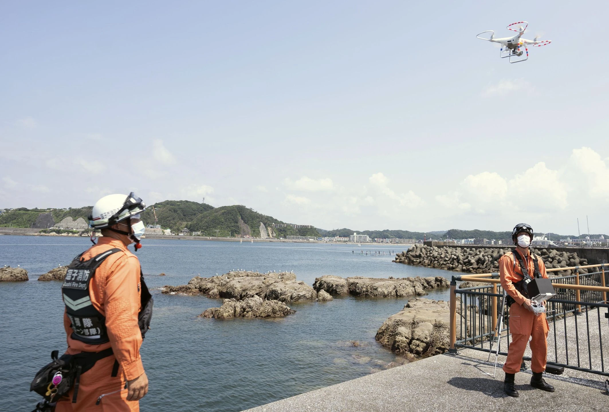Japonia. Ratownicy popłynęli po tonącą kobietę. Nie mogli uwierzyć w to, co zobaczyli