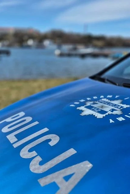 Warmińsko-mazurska policja przestrzega. Alkohol i lekkomyślność przyczyną tragedii