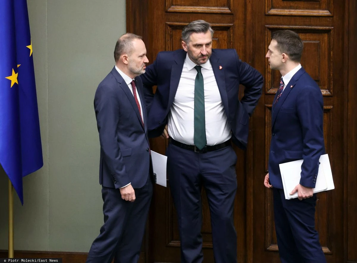 KO pójdzie w ślady PiS? Wiceminister kluczy ws. mieszkań