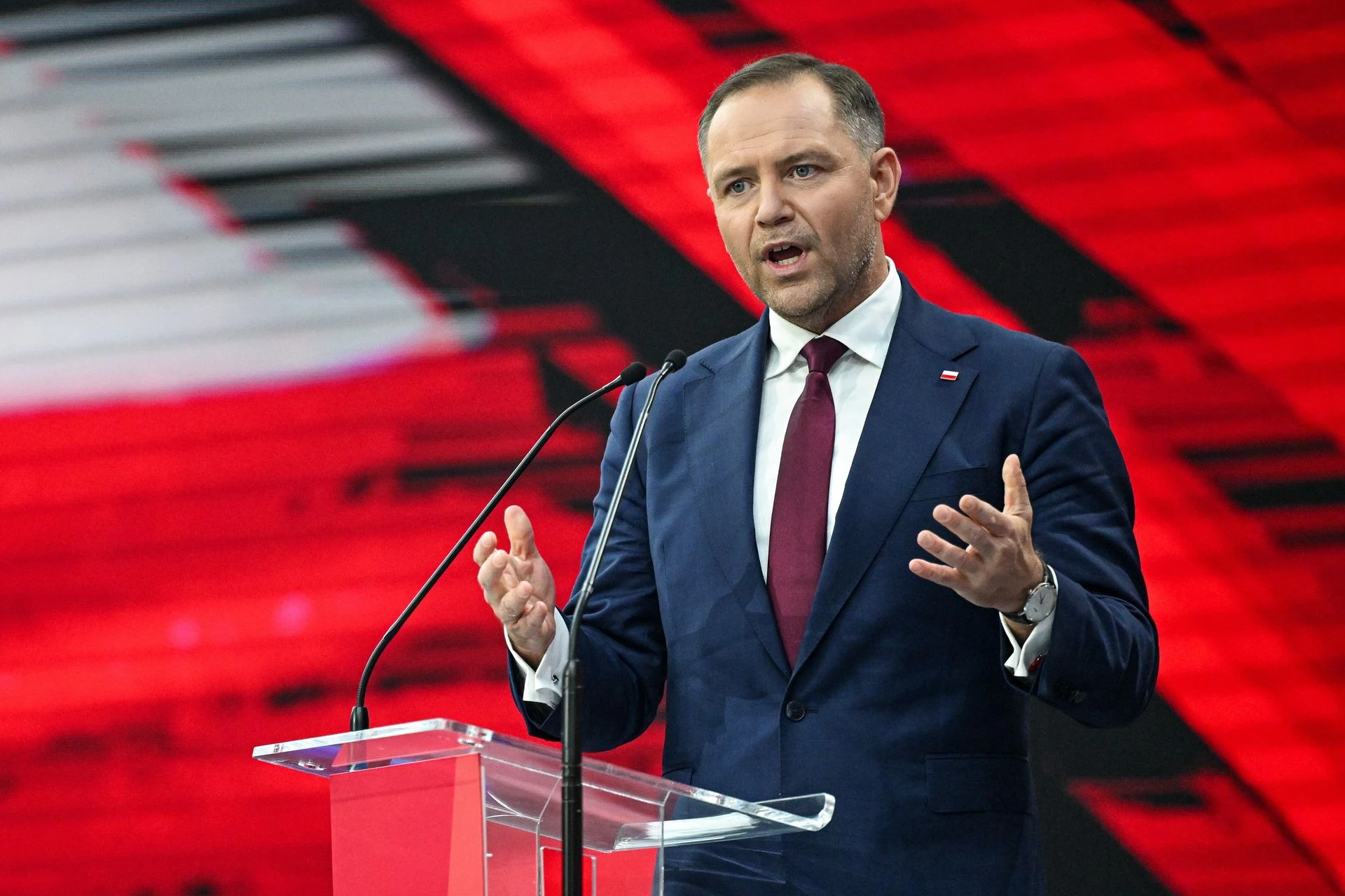 Wygrana Nawrockiego oznacza wcześniejsze wybory? Mamy nowy sondaż