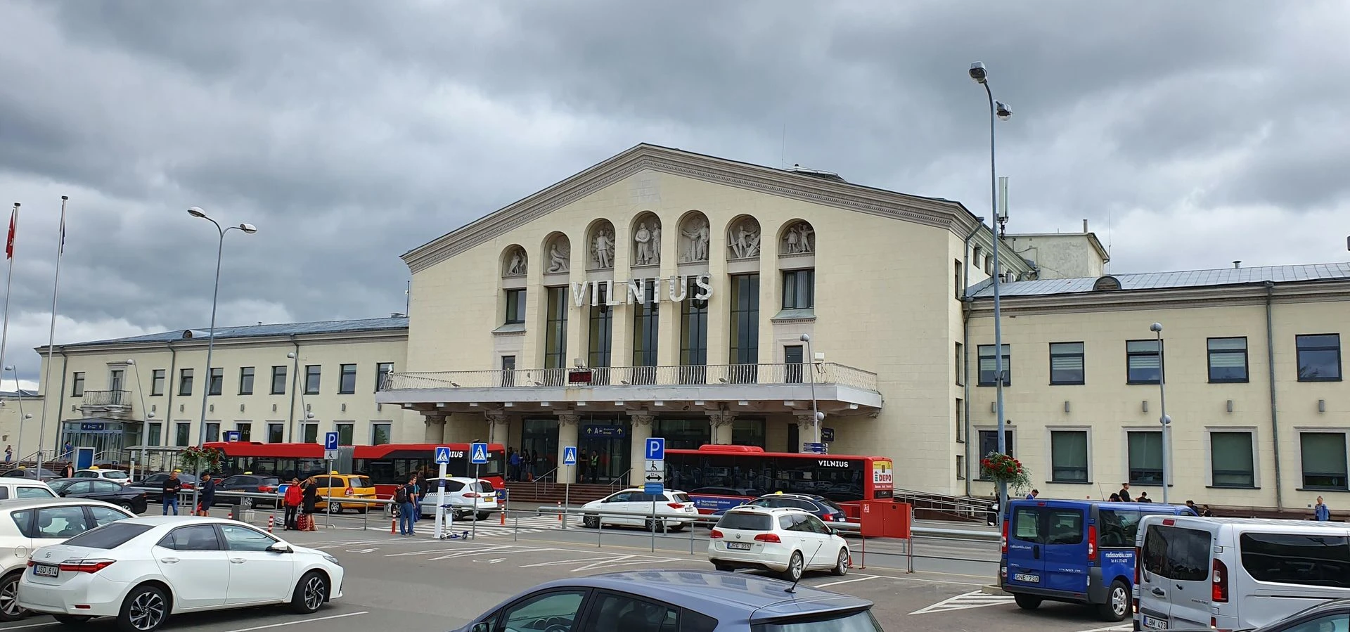 Tajemniczy balon. Ruch powietrzny nad Wilnem ograniczony