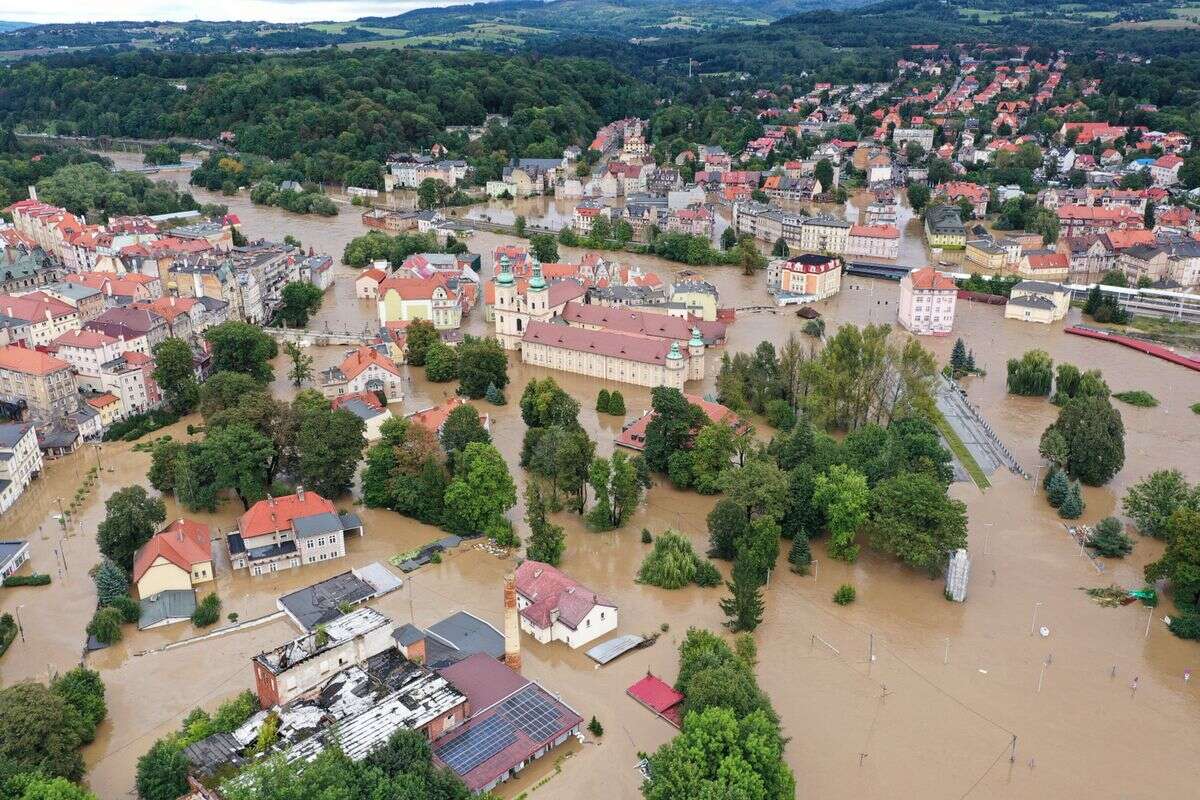 Polska walczy z wielką wodą. Pomoc deklaruje Ukraina i Litwa. 