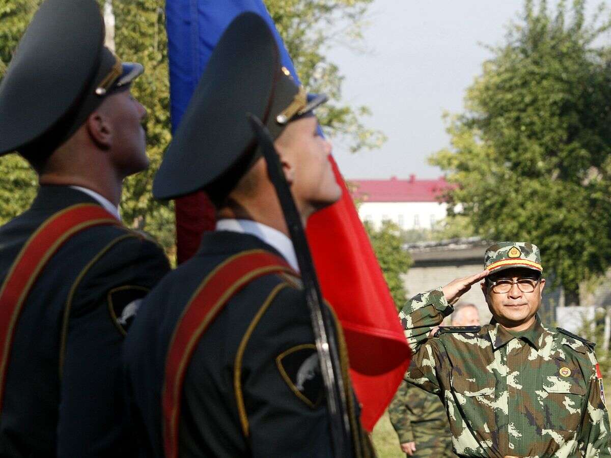 Chiny i Rosja przeprowadzą ćwiczenia wojskowe. Jeszcze w tym miesiącu