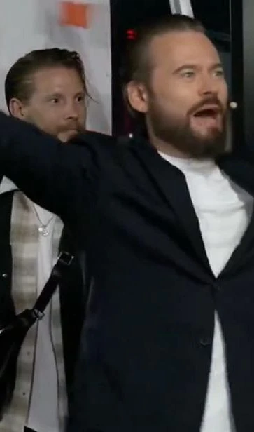 Co się działo w sztabie Stanowskiego? Na scenie nagle pojawiło się dziecko