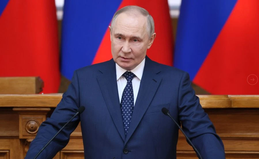 Rosyjska gospodarka się dławi. Ściana, w którą uderza Putin