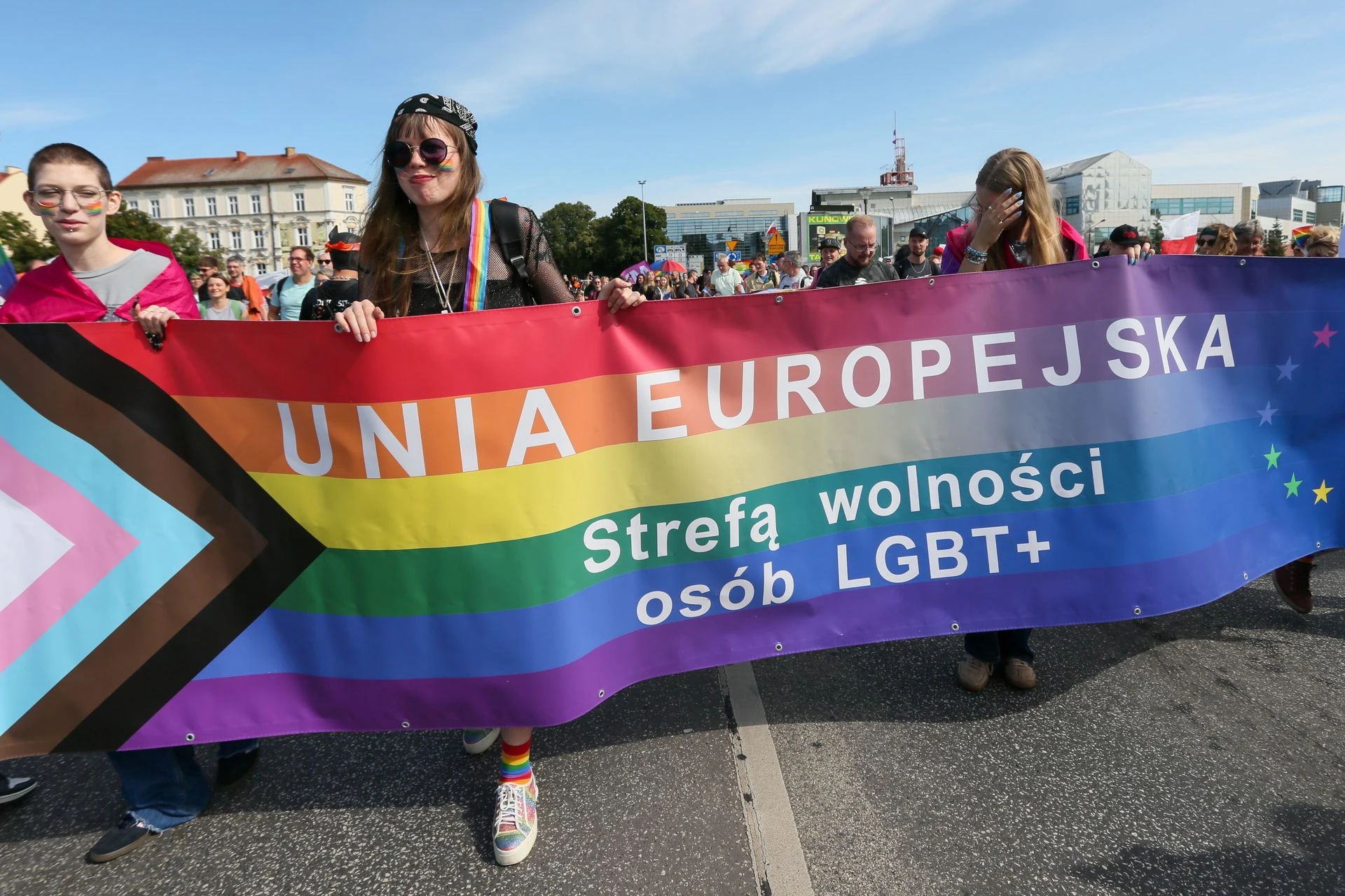 Nowa strategia UE na rzecz równości LGBTIQ+ na lata 2026-2030