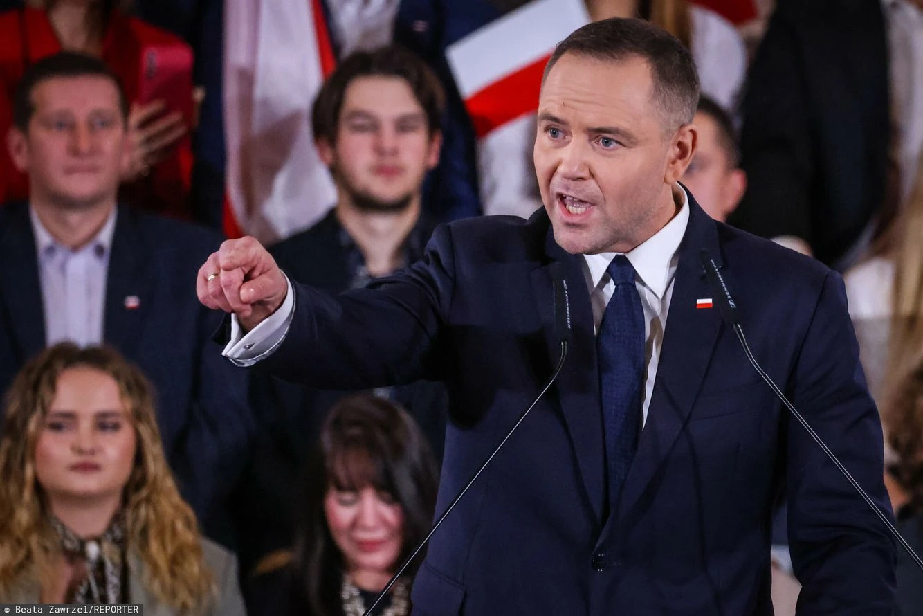 Exit poll: Nawrocki za Trzaskowskim. Kandydat zabrał głos