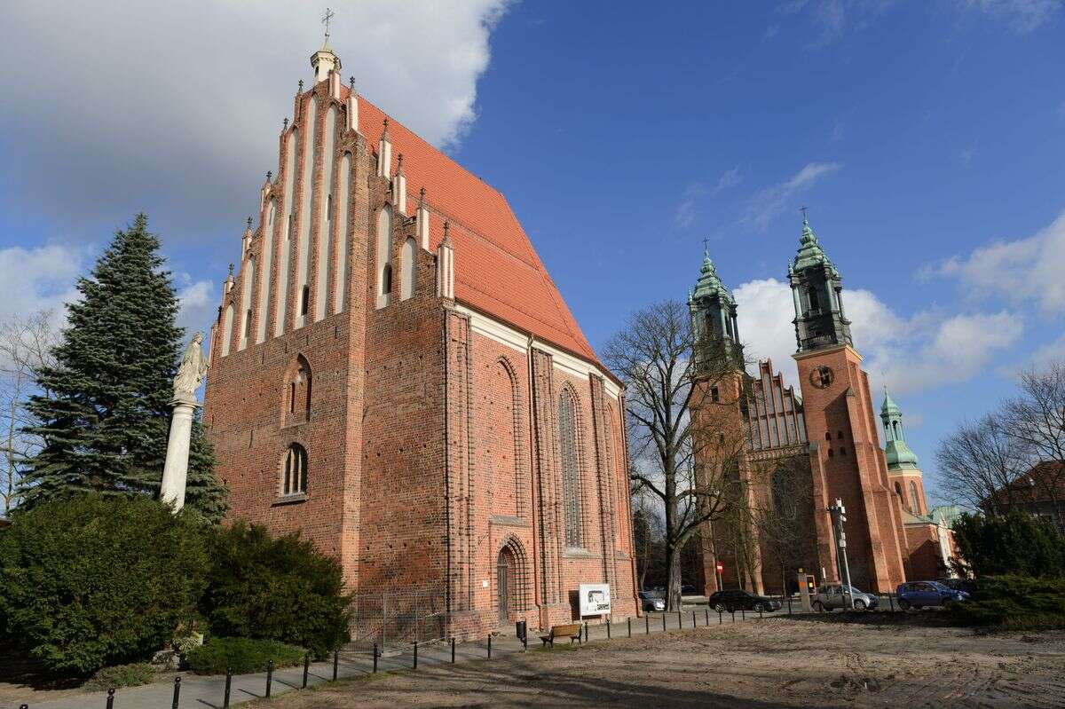 22 mln zł od rządu PiS dla poznańskiej archidiecezji. Na co idą pieniądze?