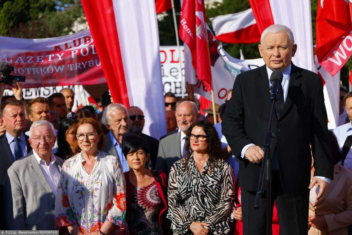 Brakuje pieniędzy na wiec PiS. 