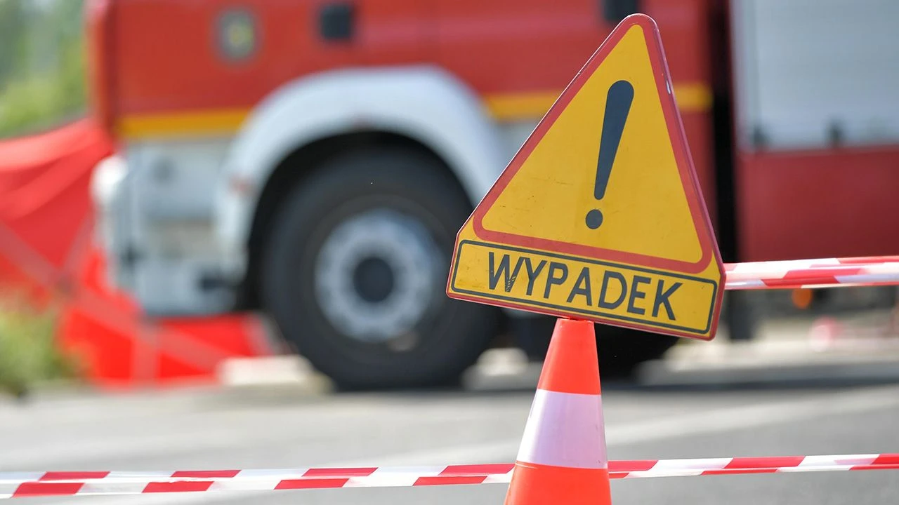 Szukają kierowcy. Przejechał mężczyznę na wózku inwalidzkim i uciekł