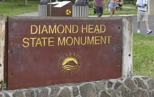 Firefighters rescue 2 hikers in distress at Diamond Head