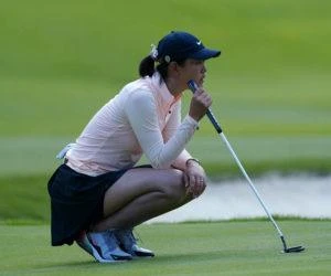 Nelly Korda ties a record, and Michelle Wie West breaks through