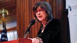 CNN’s Christiane Amanpour tells viewers she has ovarian cancer, had ‘successful major surgery to remove it’