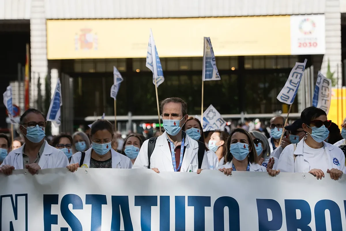 Cuarta semana de protestas de los médicos contra Sanidad: 