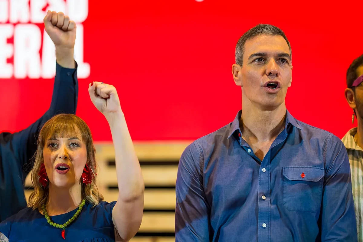 La crisis de Sánchez hunde al PSOE en comunidades clave mientras él se aferra 