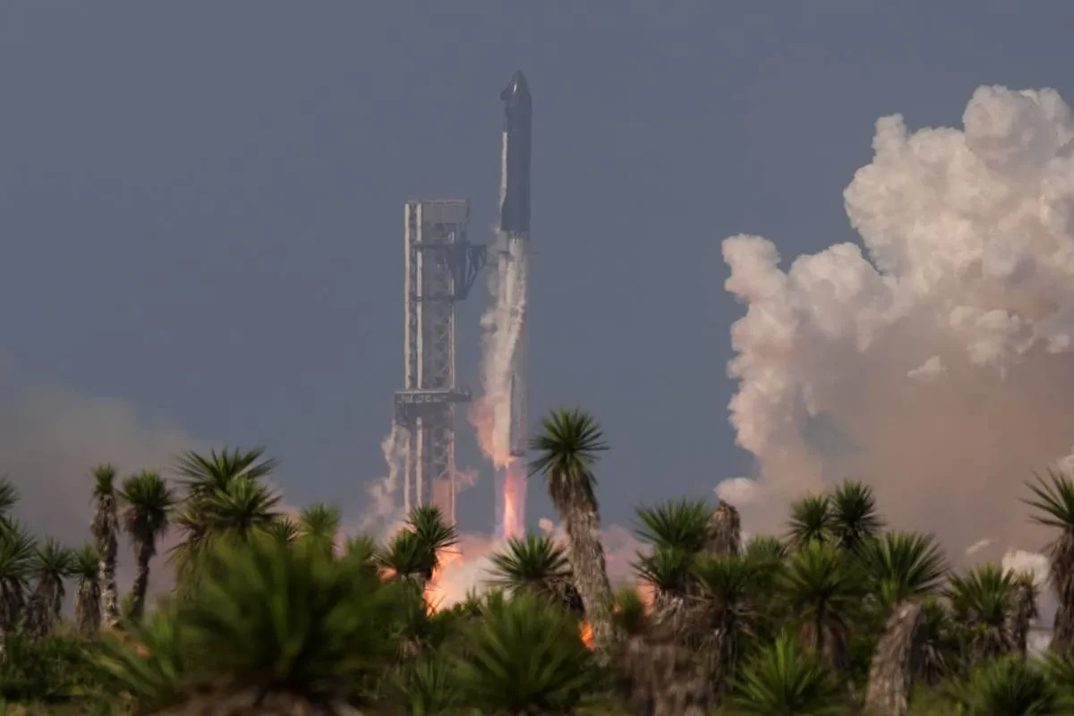 SpaceX lanza con éxito el Starship V3 tras un intento fallido en Texas